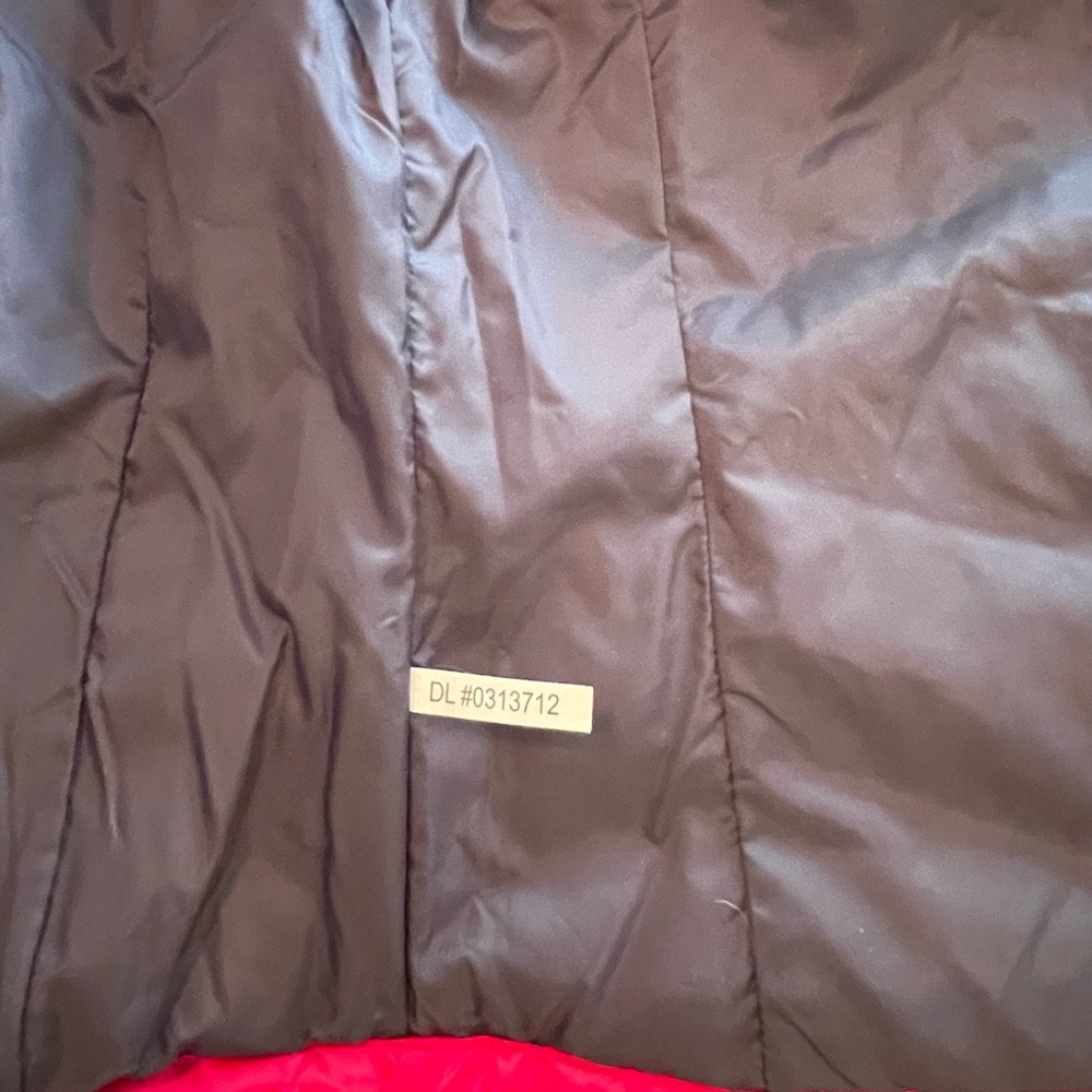 North Face Puffer Vest, size M, EUC, HOT PINK - Picture 7 of 9